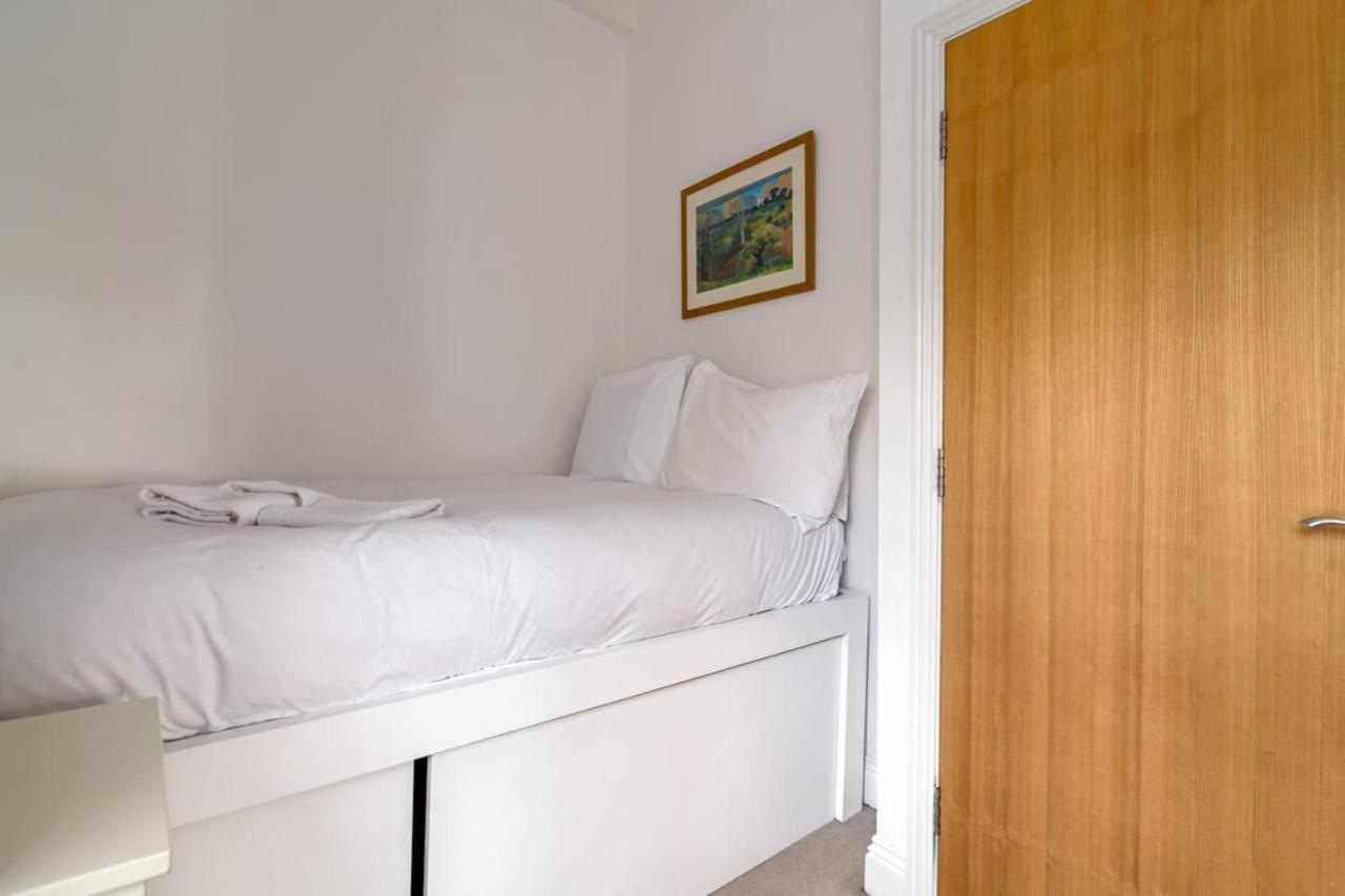 Guestready - Bright 1Br Home Near Arsenal Stadium Wbalcony London Eksteriør bilde